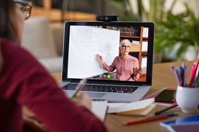 Videoconferencia: una herramienta clave para la educación virtual